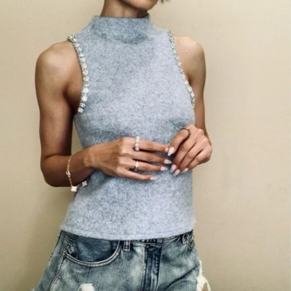 NWT Anthropologie House of Harlow 1960 Sleeveless Sweater with Rhinestones - Picture 2 of 9